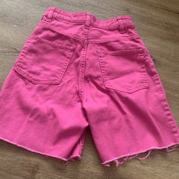 H&M women’s shorts size 0. Great condition - Picture 2 of 2